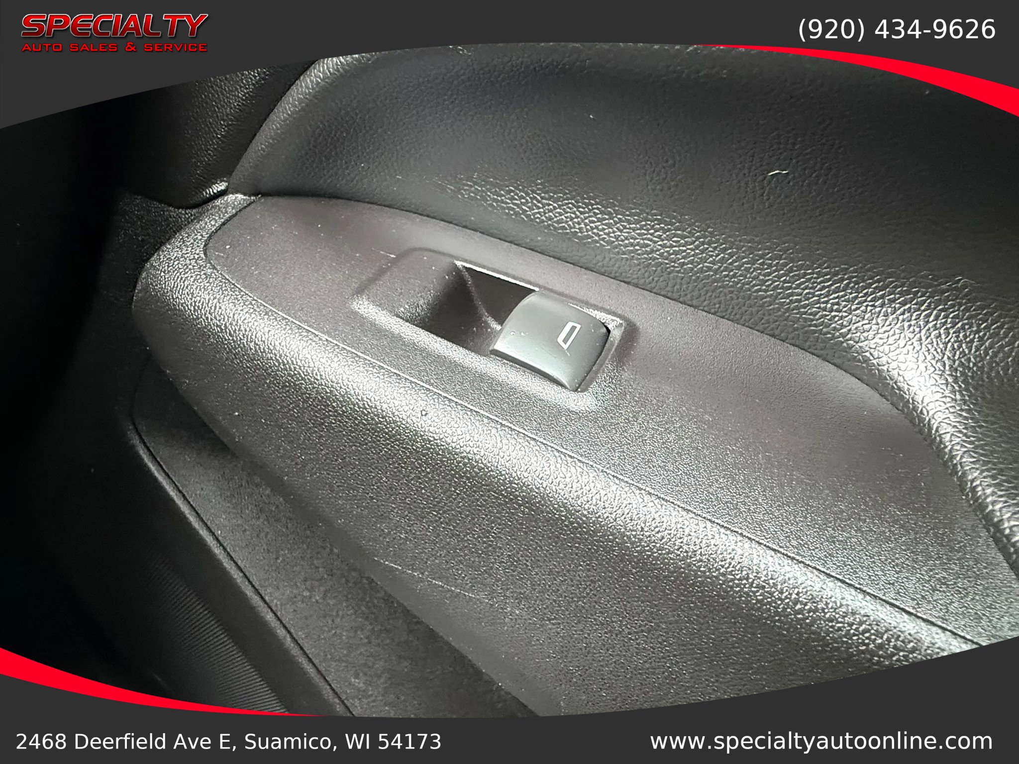 Used 2018 Chevrolet Equinox LT AWD/4WD image 36