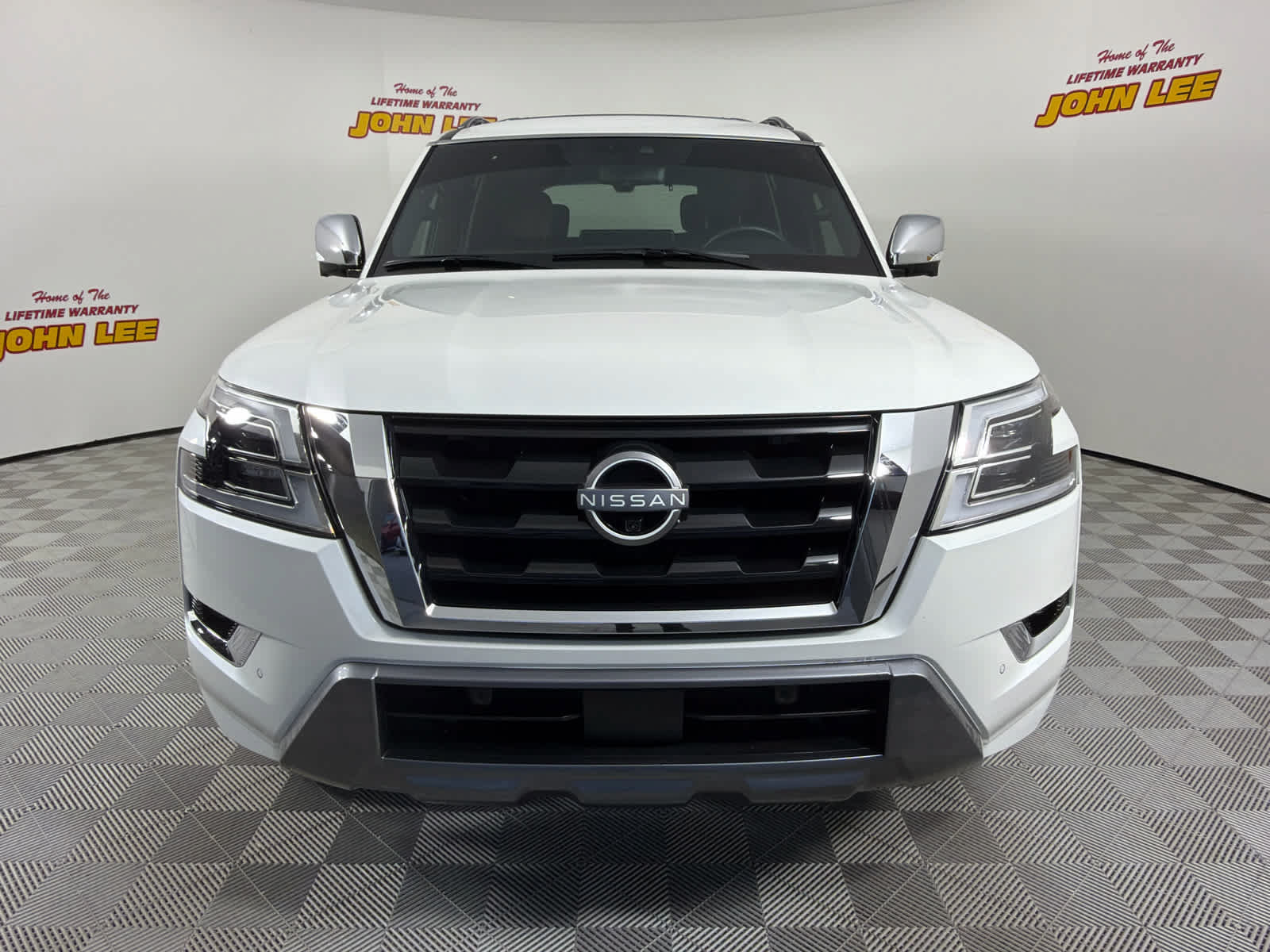Certified 2024 Nissan Armada Platinum w/ Captain's Chairs Package RWD image 9