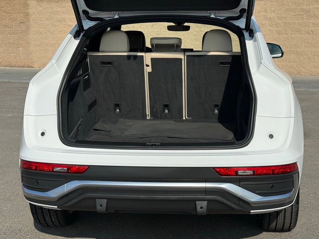 Used 2024 Audi Q5 2.0T Premium Plus w/ Premium Plus Package image 16