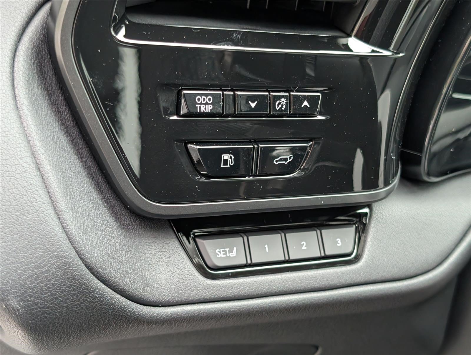 New 2026 Lexus TX 500h AWD w/ Technology Package image 21