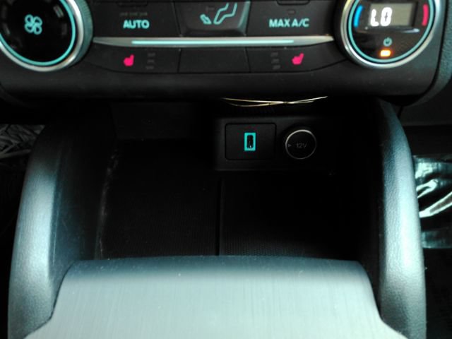 Used 2020 Ford Escape SE FWD image 39