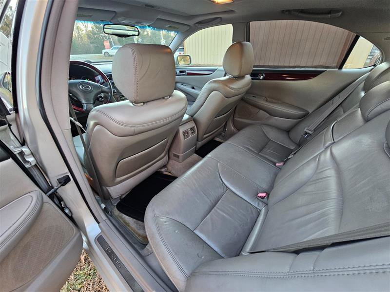 Used 2004 Lexus ES 330 image 11