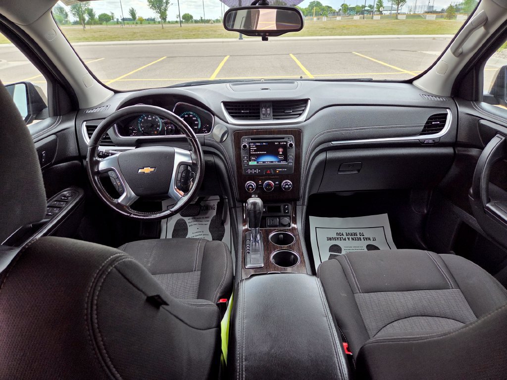 Used 2015 Chevrolet Traverse LT AWD/4WD image 47
