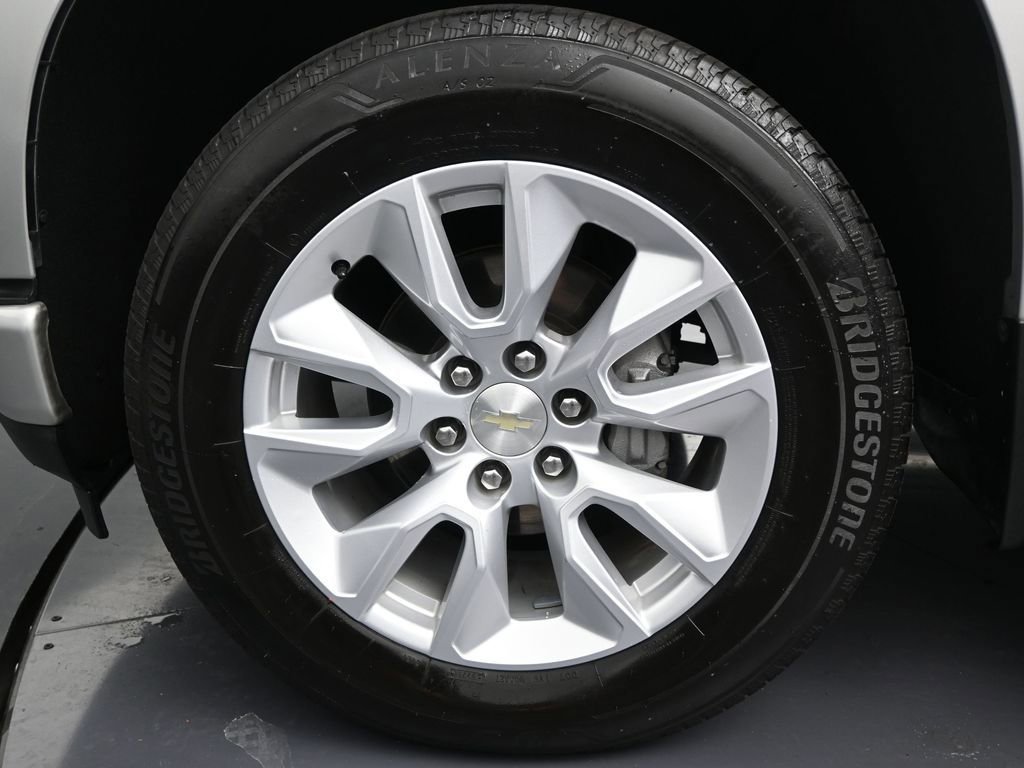 Used 2021 Chevrolet Silverado 1500 Custom w/ Safety Confidence Package RWD image 10