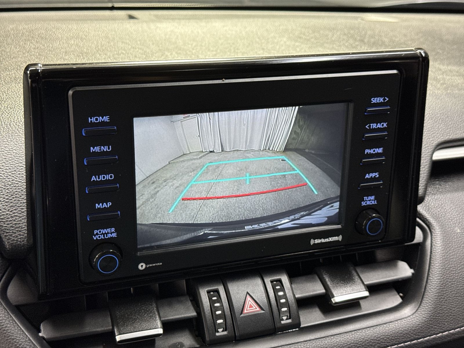 Used 2021 Toyota RAV4 XLE Premium AWD/4WD image 31
