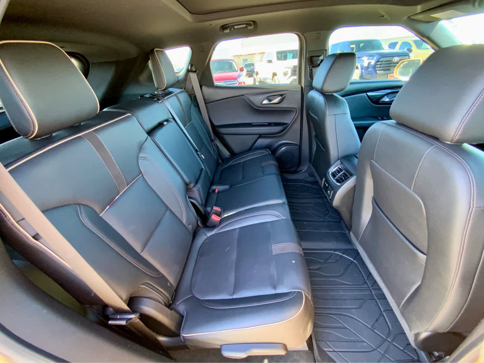 Used 2019 Chevrolet Blazer Premier w/ Sun and Wheels Package image 24