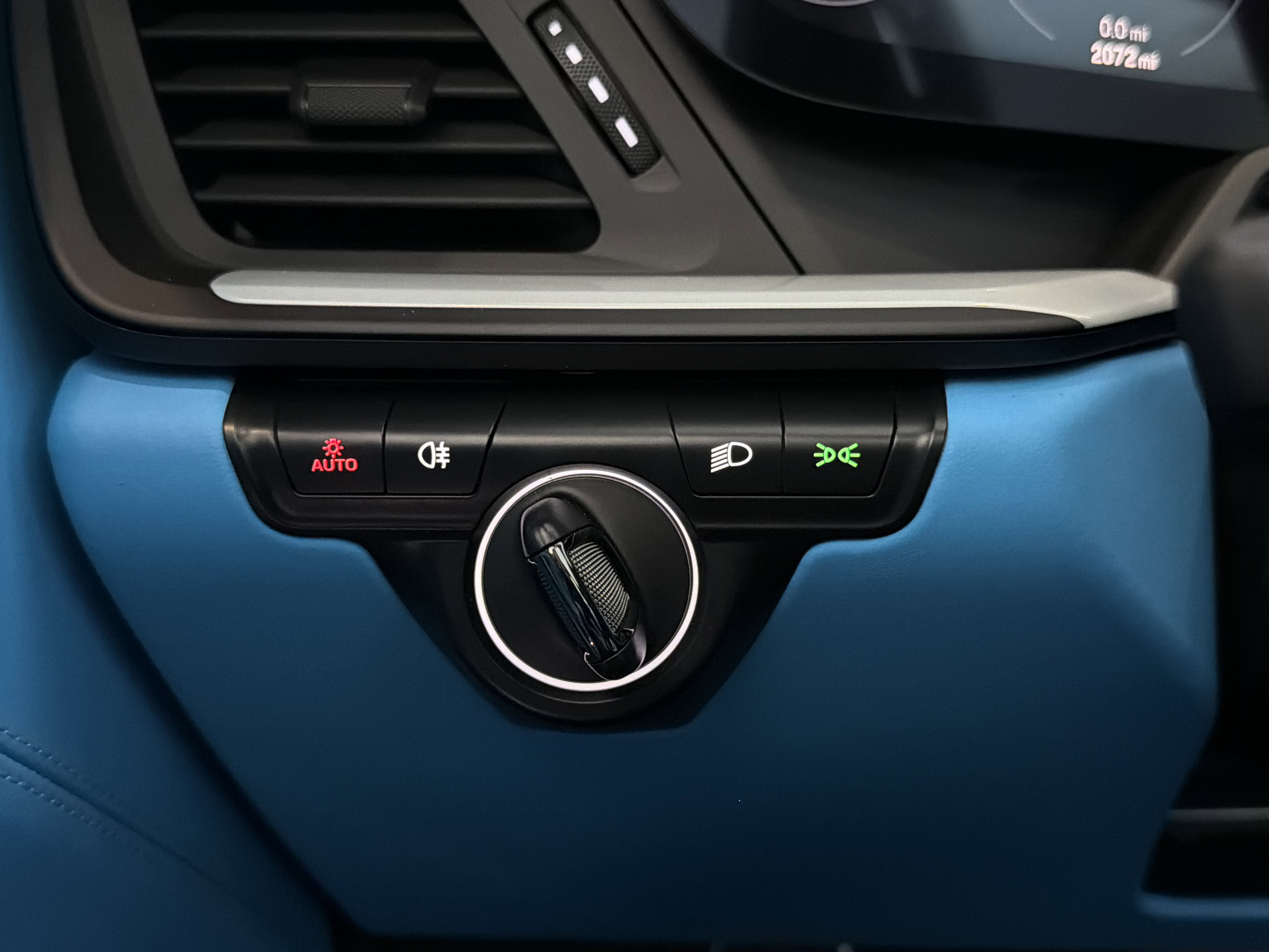 Certified 2024 Porsche 911 Targa 4 GTS image 44