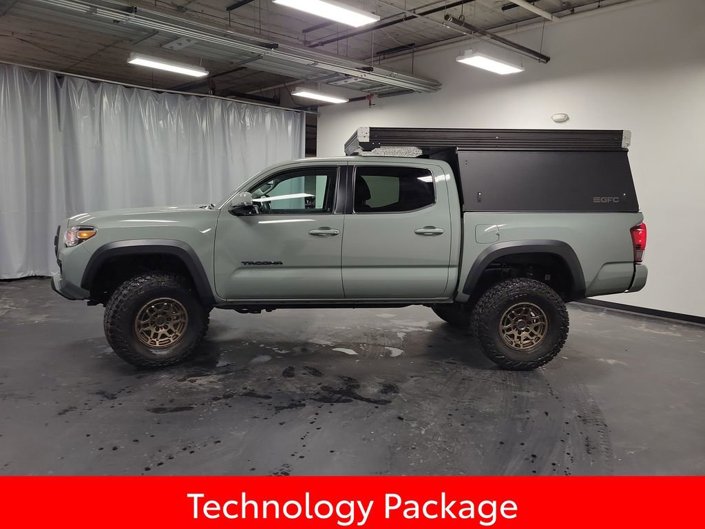 Used 2022 Toyota Tacoma SR5 w/ Trail Edition image 6