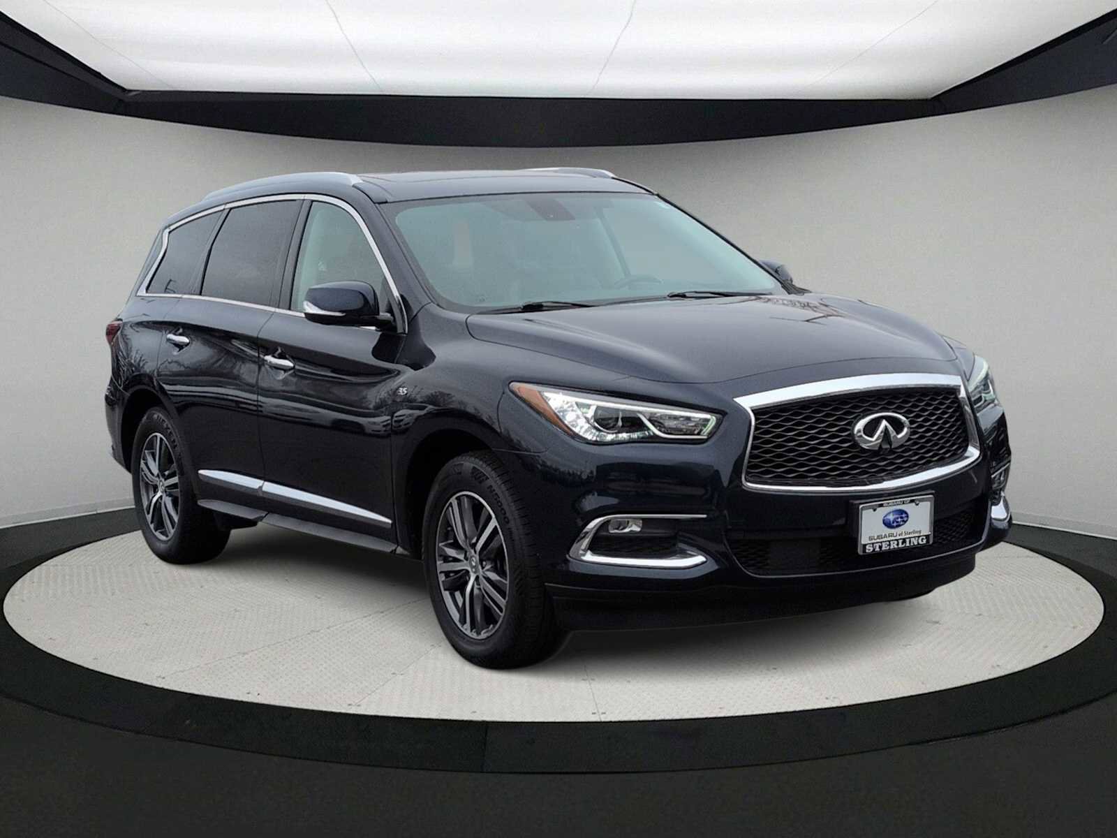 Used 2017 INFINITI QX60 FWD w/ Premium Plus Package image 2