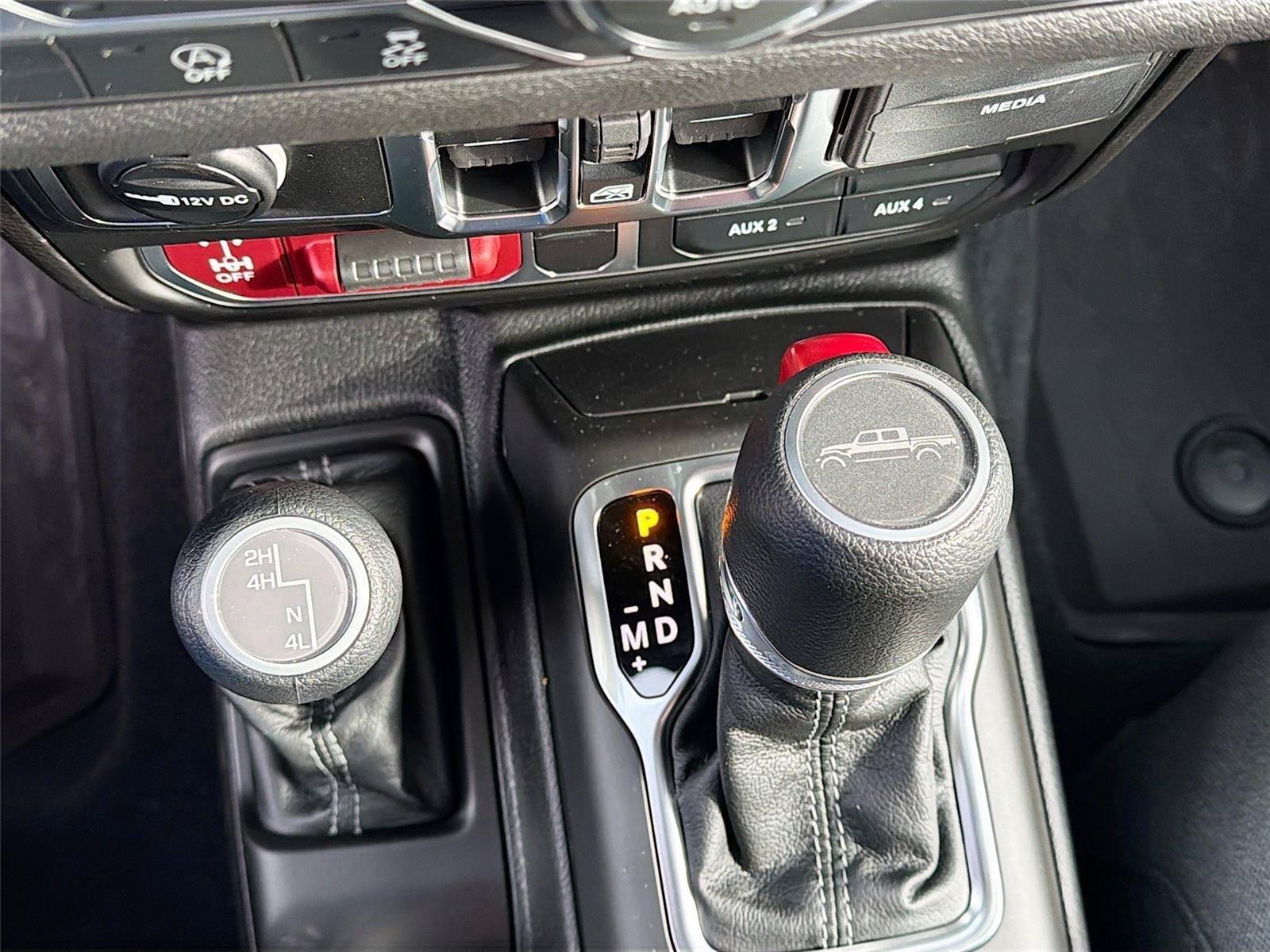 New 2026 Jeep Gladiator Sport AWD/4WD image 16