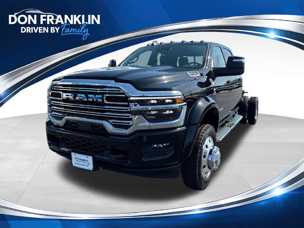 New 2026 RAM 4500 4x4 Crew Cab DRW w/ Laramie Trim Package image 1