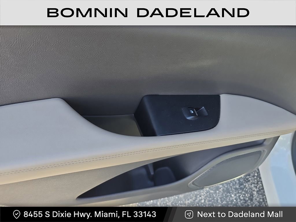 Used 2022 Lincoln Nautilus FWD image 10