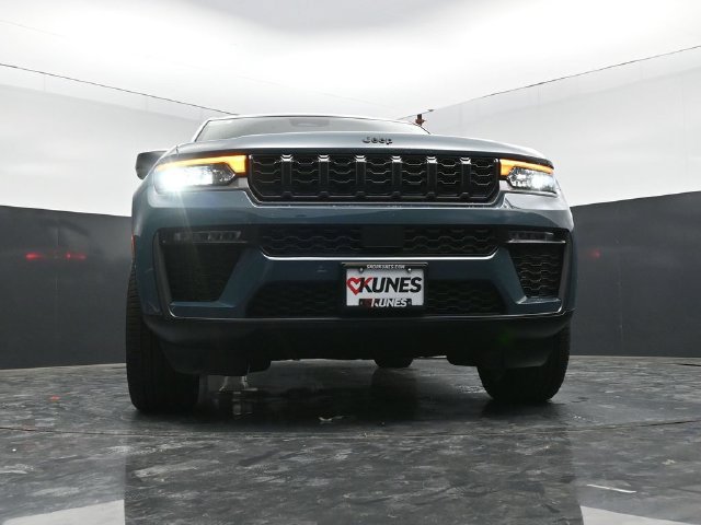 New 2027 Jeep Grand Cherokee Limited w/ Limited Altitude Package AWD/4WD image 52