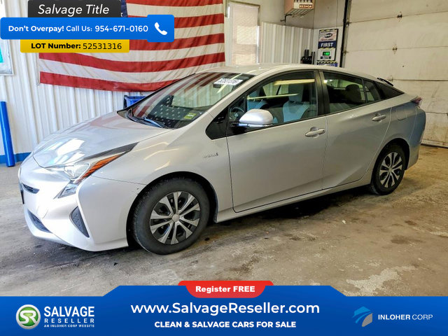 Used 2017 Toyota Prius Three FWD image 1