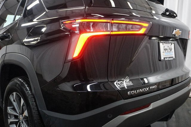 Used 2025 Chevrolet Equinox LT image 6