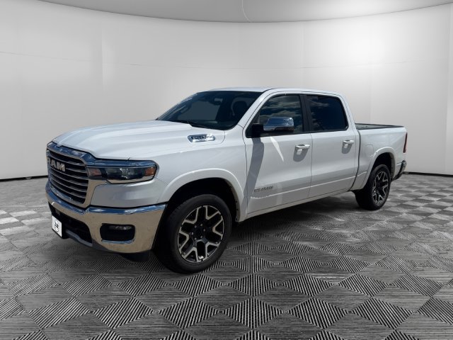 Used 2025 RAM 1500 Laramie AWD/4WD image 1