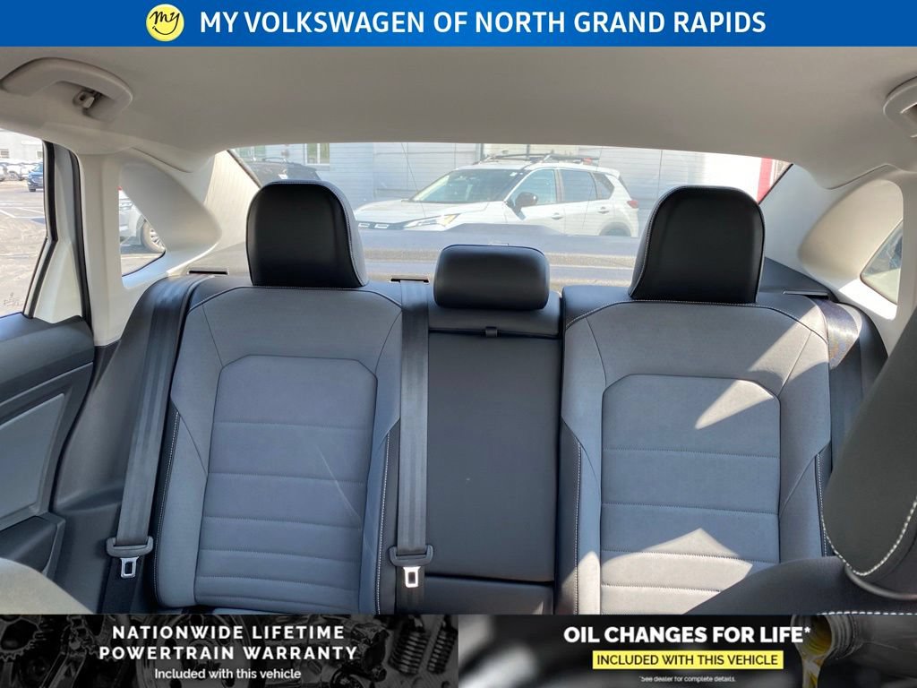 New 2026 Volkswagen Jetta SE FWD image 15