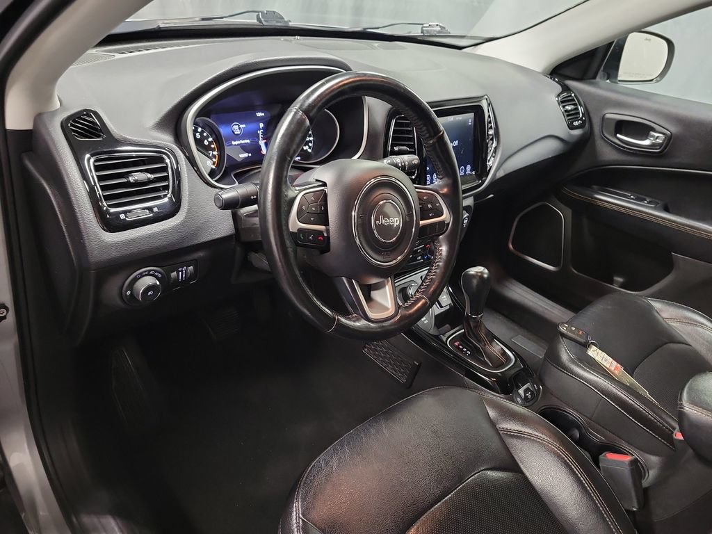 Used 2020 Jeep Compass Limited AWD/4WD image 14