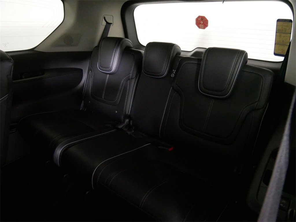 New 2025 INFINITI QX80 Sensory image 19