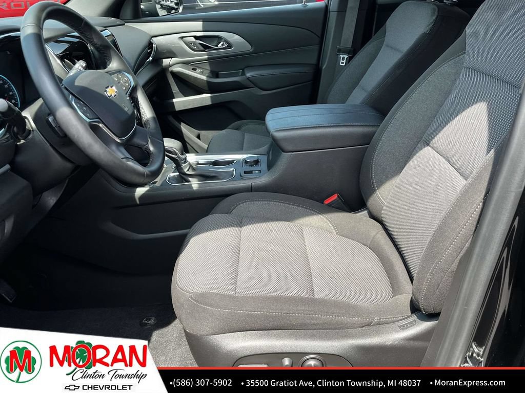 Certified 2023 Chevrolet Traverse LT FWD image 17