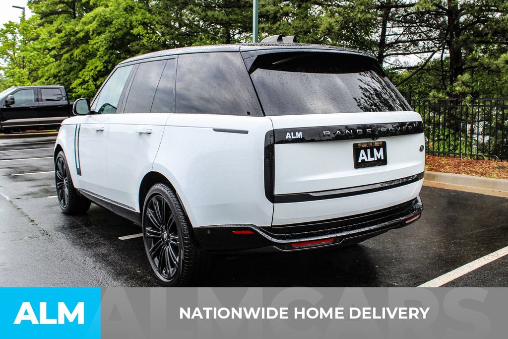Used 2023 Land Rover Range Rover SE AWD/4WD image 4