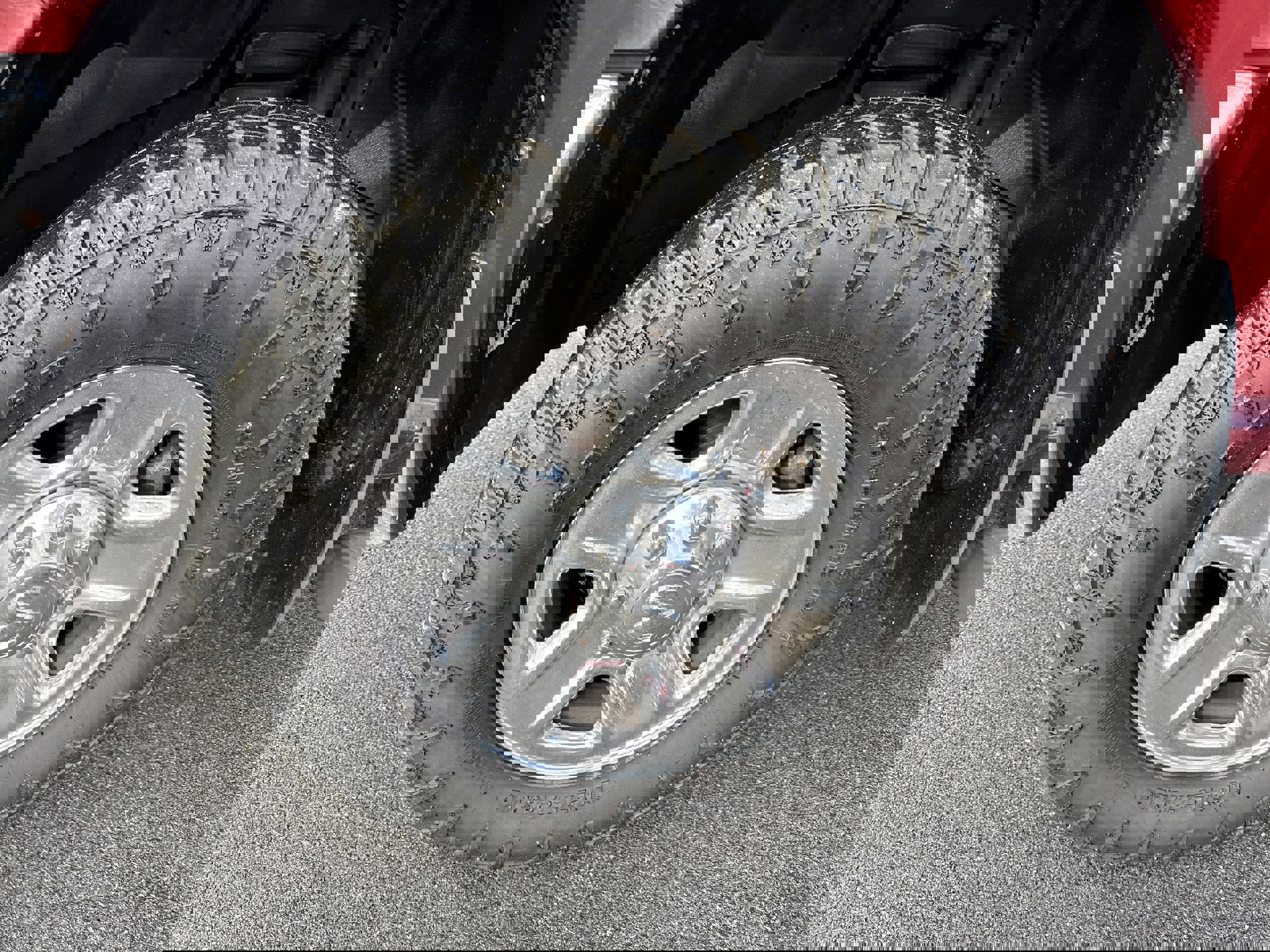 Used 2014 RAM 3500 Tradesman w/ Chrome Appearance Group image 4