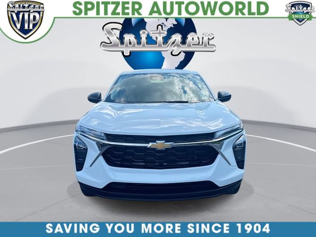 Certified 2024 Chevrolet Trax LS FWD image 3