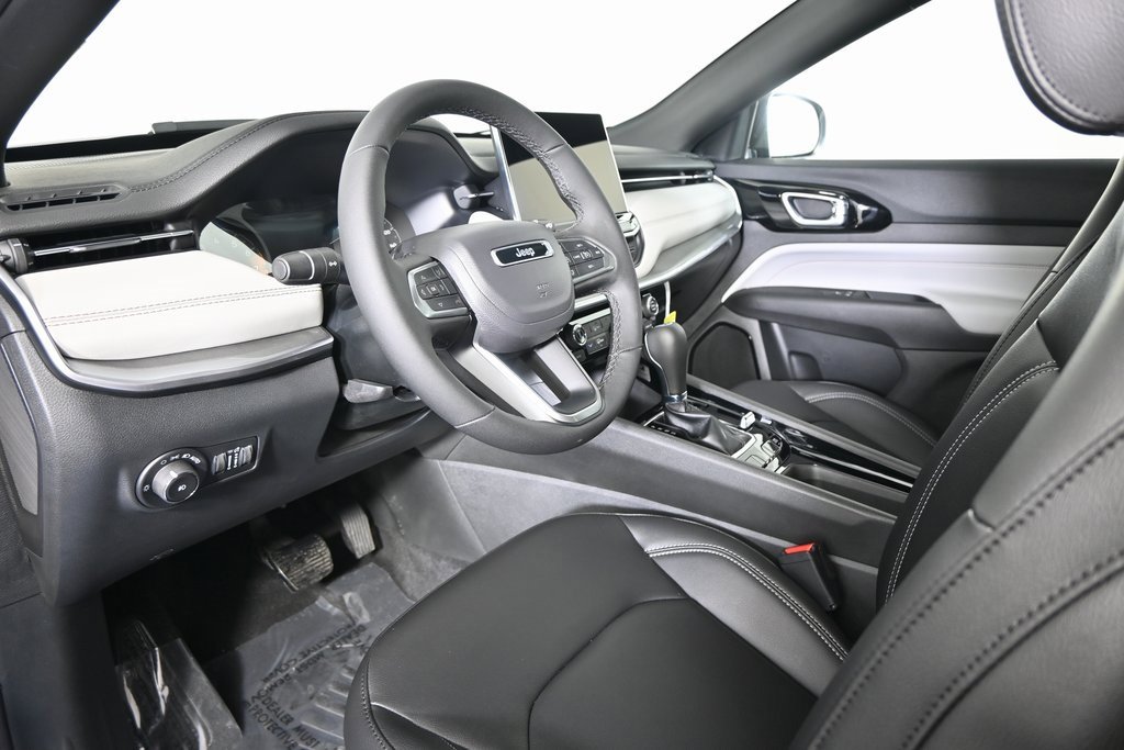 New 2026 Jeep Compass Limited w/ Mopar All Weather Package image 23