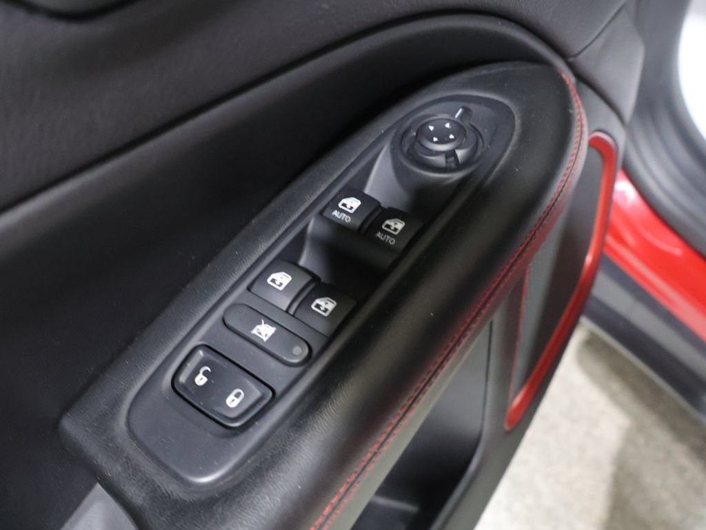 Used 2018 Jeep Compass Trailhawk w/ Cold Weather Group AWD/4WD image 14