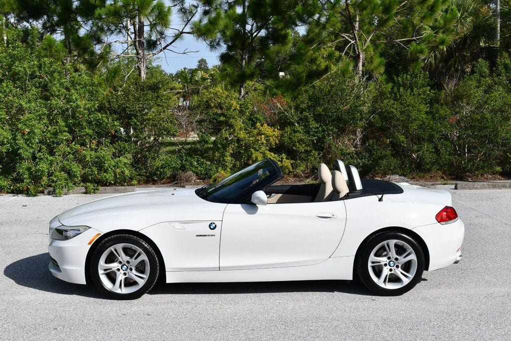 Used 2012 BMW Z4 sDrive35i RWD image 32
