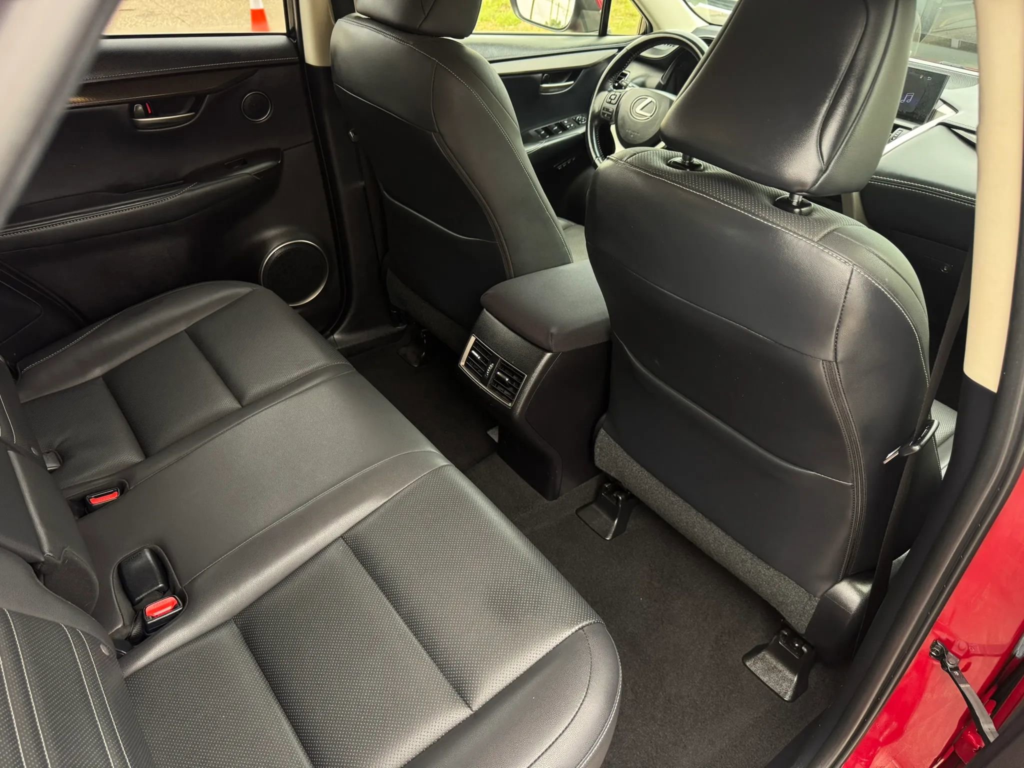 Used 2015 Lexus NX 200t FWD w/ Premium Package image 26