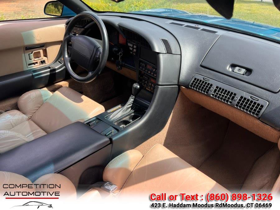 Used 1992 Chevrolet Corvette Coupe image 8