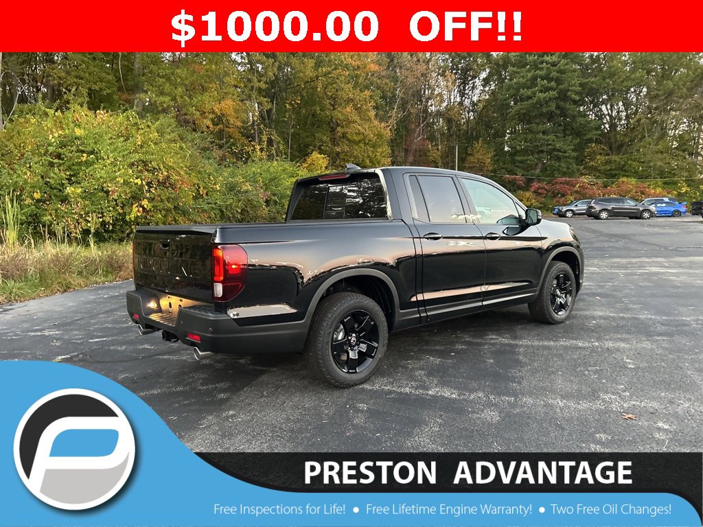 New 2026 Honda Ridgeline Black Edition image 2