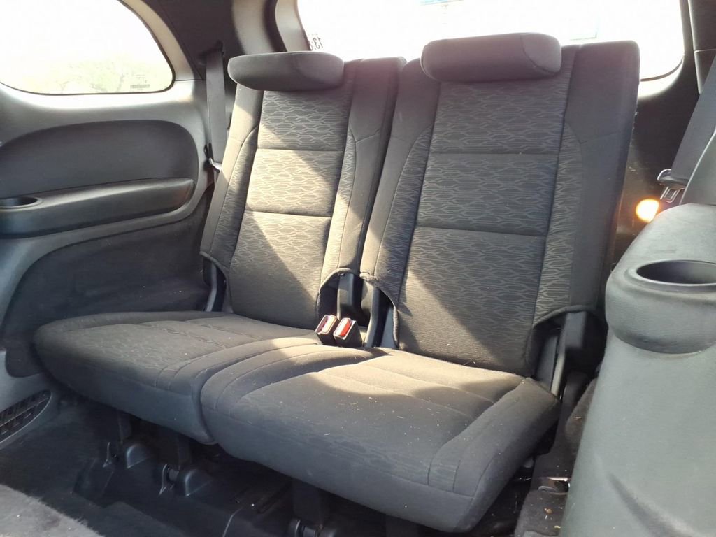 Used 2022 Dodge Durango SXT AWD/4WD image 17