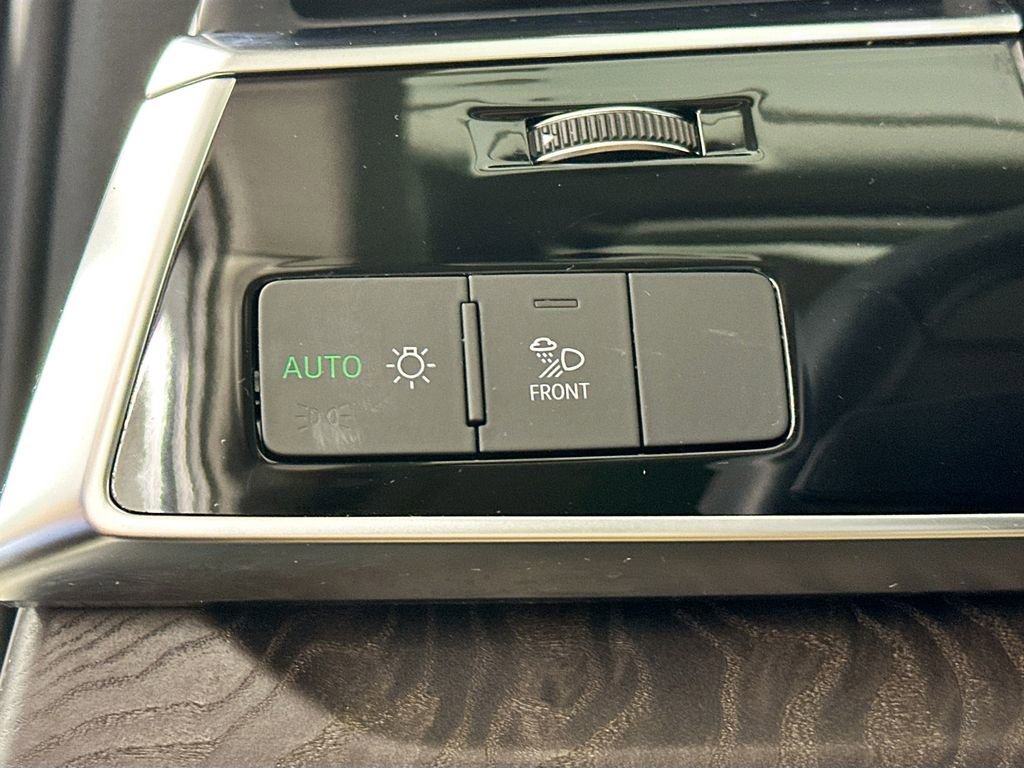 Used 2020 Audi Q7 3.0T Premium Plus image 10