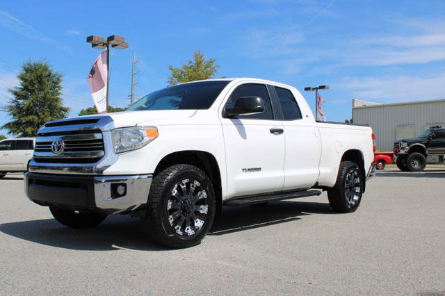 Used 2017 Toyota Tundra SR