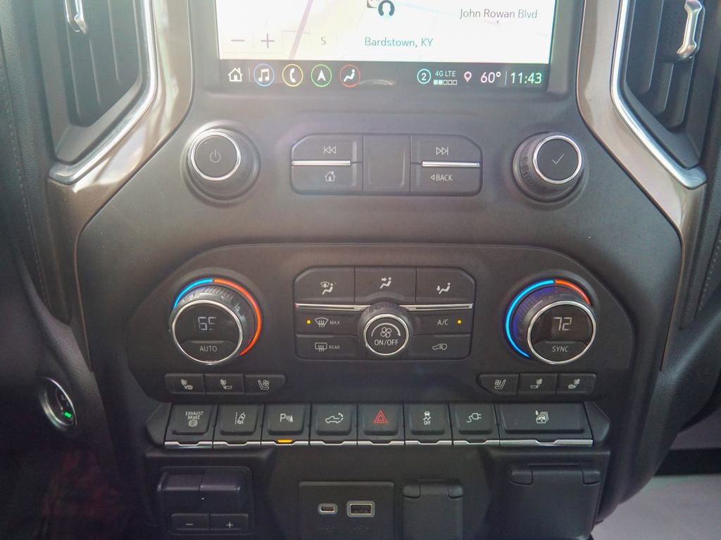 Used 2021 Chevrolet Silverado 3500 High Country image 30