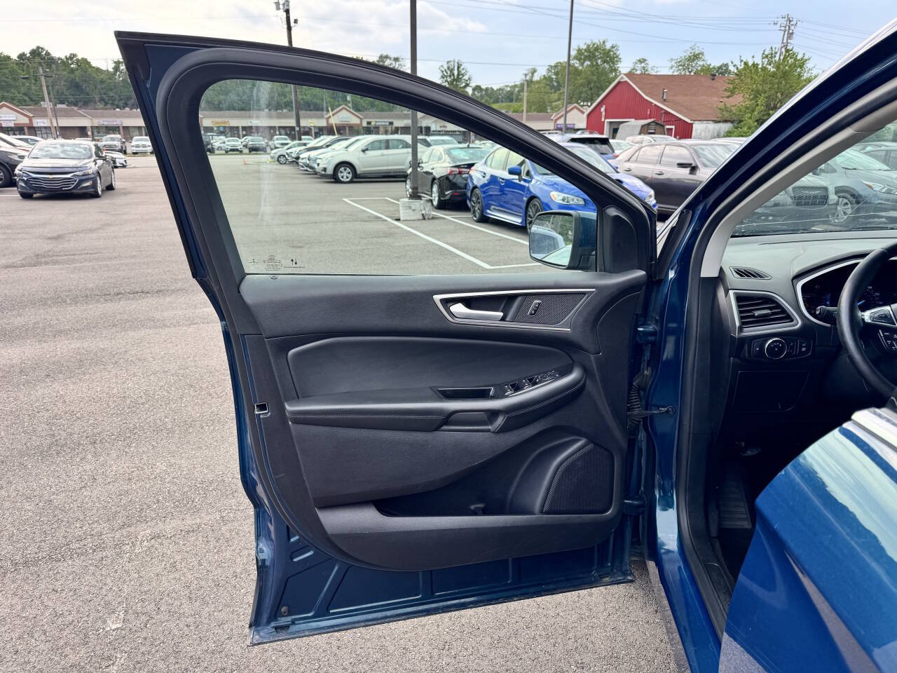 Used 2020 Ford Edge SEL w/ Convenience Package AWD/4WD image 14
