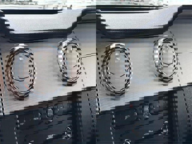 Used 2009 Ford Mustang GT Premium image 25