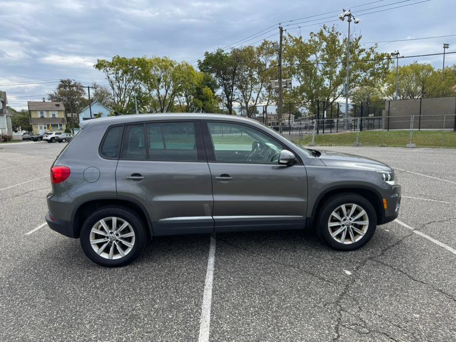 Used 2014 Volkswagen Tiguan SE AWD/4WD image 6