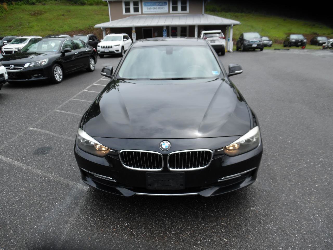 Used 2015 BMW 328d xDrive Sedan AWD/4WD image 9