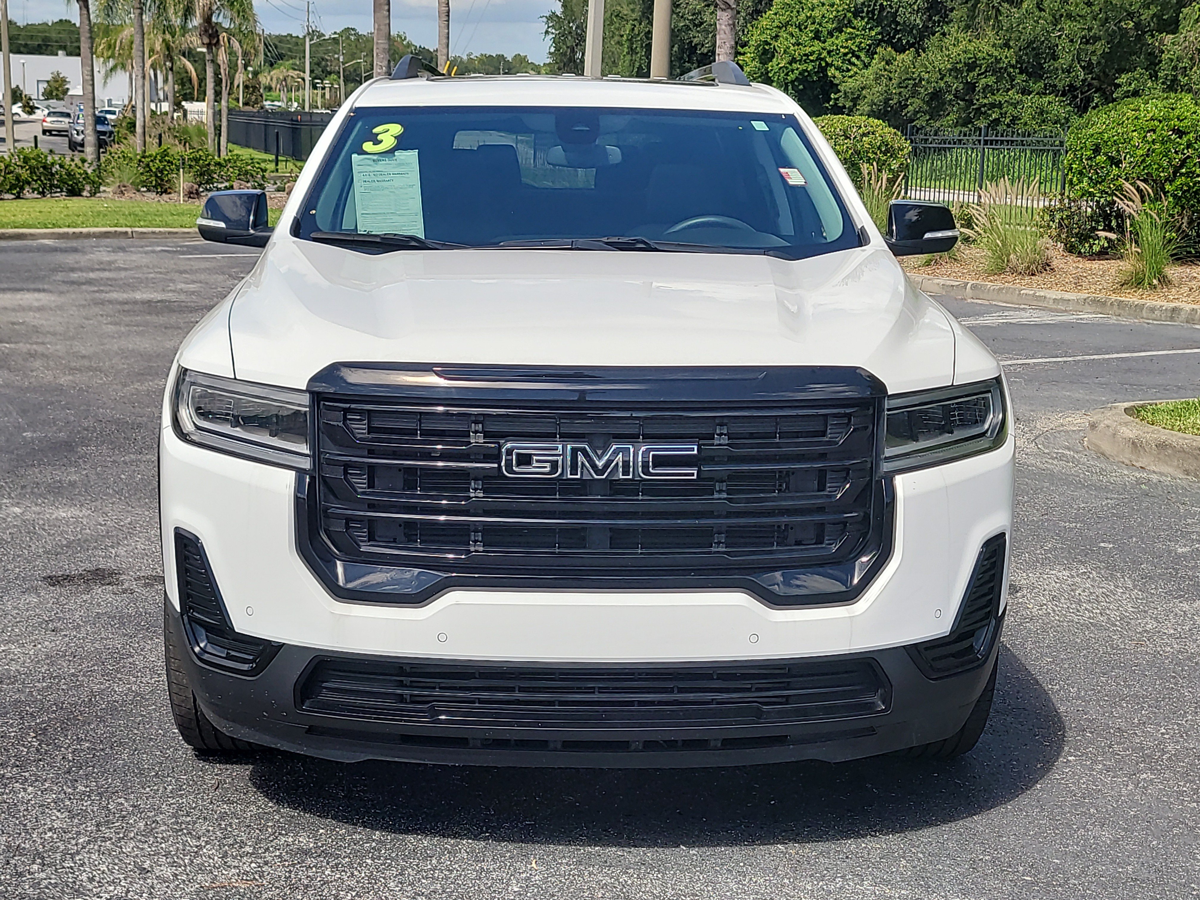 Used 2023 GMC Acadia SLE w/ Driver Convenience Package FWD image 2