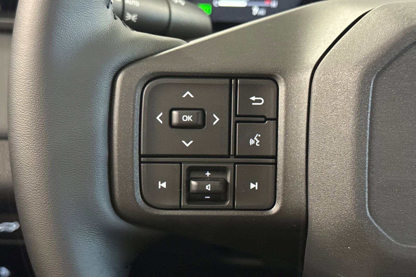 New 2026 Toyota RAV4 XSE AWD/4WD image 28