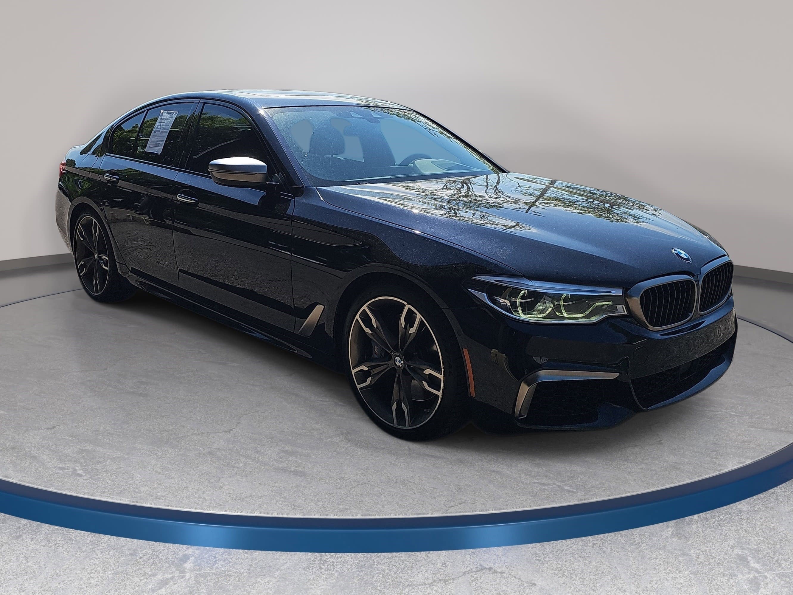 Used 2018 BMW M550i xDrive w/ Driving Assistance Package image 3