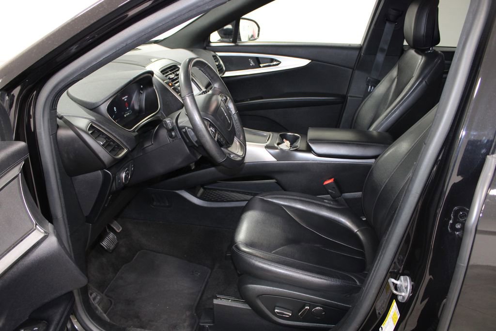 Used 2020 Lincoln Nautilus FWD image 23