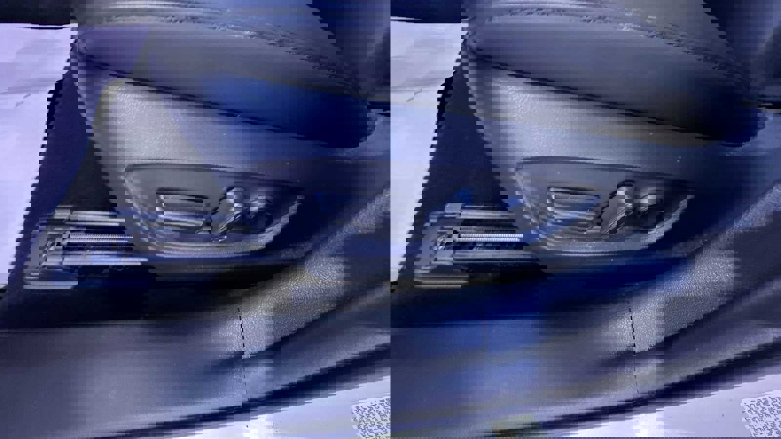 Used 2018 Toyota Prius Prime Premium image 13