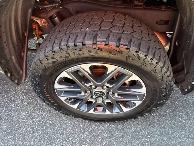 Used 2023 Toyota Tundra Limited AWD/4WD image 18