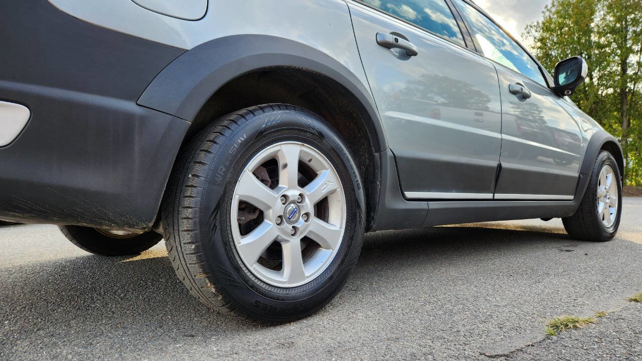 Used 2008 Volvo XC70 3.2 image 15