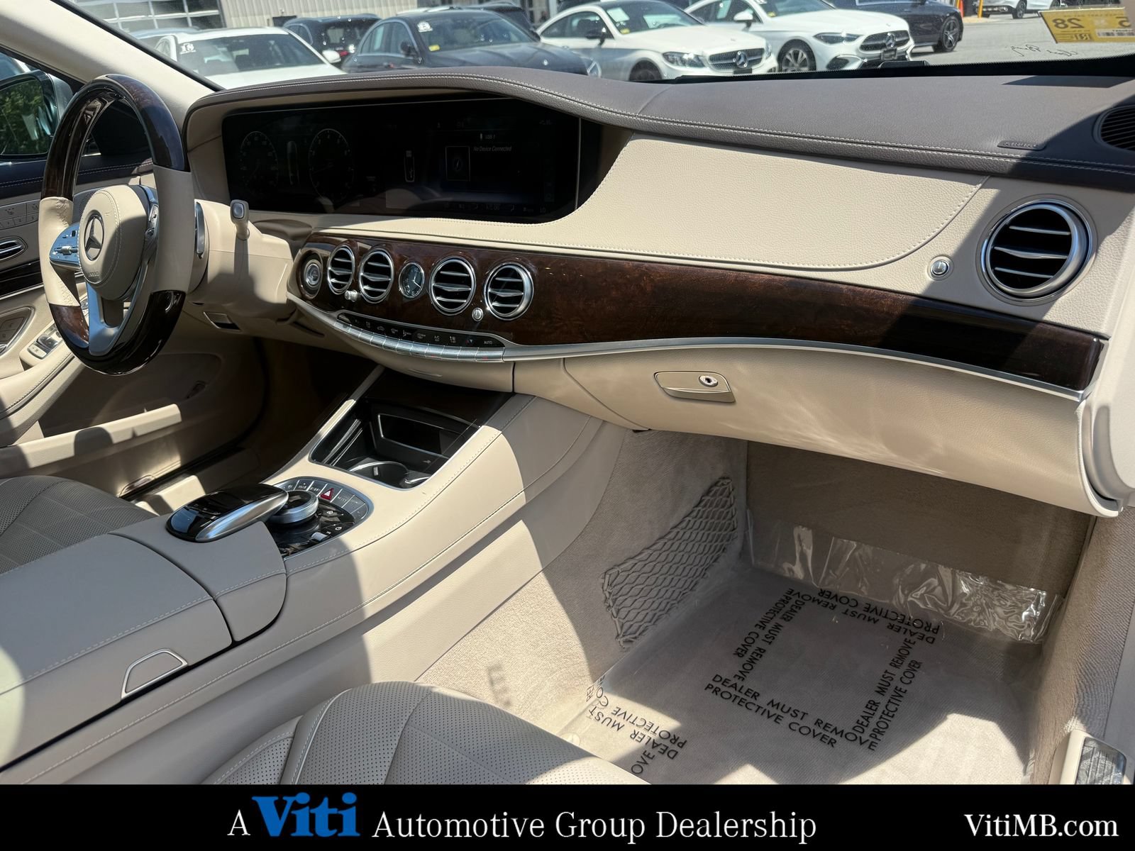 Used 2019 Mercedes-Benz S 560 Sedan image 30