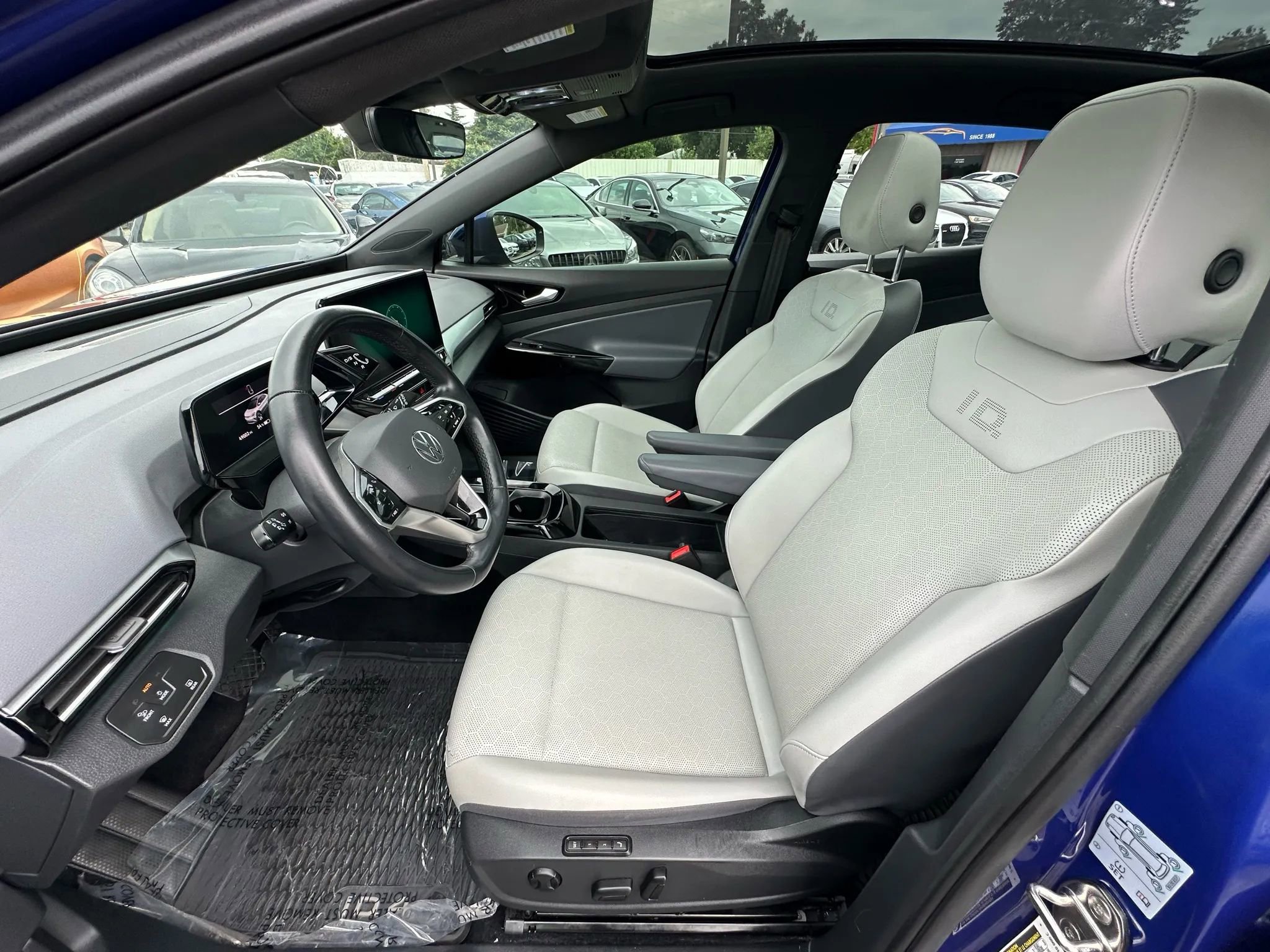 Used 2021 Volkswagen ID.4 Pro S image 9